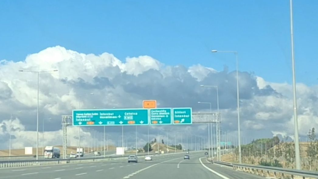 I Drove on an Istanbul Highway and I’m Still Not Over It