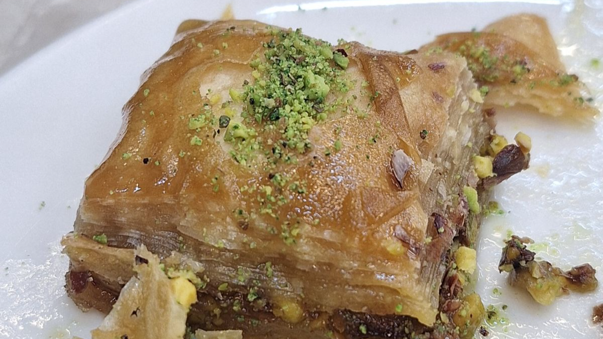 Finding the Best Pistachio Baklava in Istanbul (And Why it Ruins You for Life)